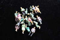 Gauge 1, 18 sitting Figures