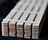 H0 Stack of boards, light wood